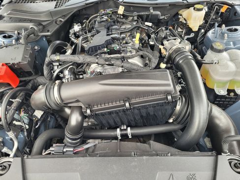 Used 2025 Ford Mustang Coupe image 30