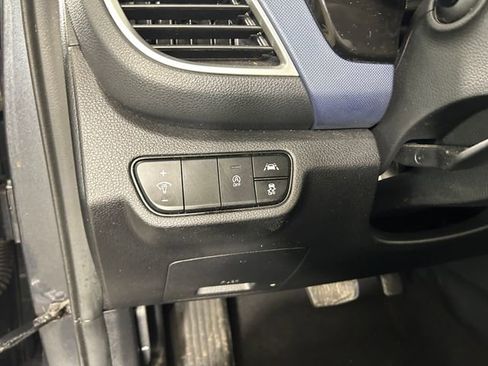 Used 2022 Kia Seltos Nightfall Edition image 20