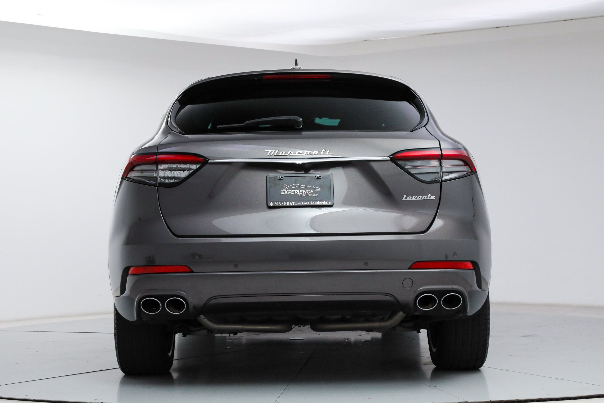 Certified 2023 Maserati Levante GT AWD/4WD image 4