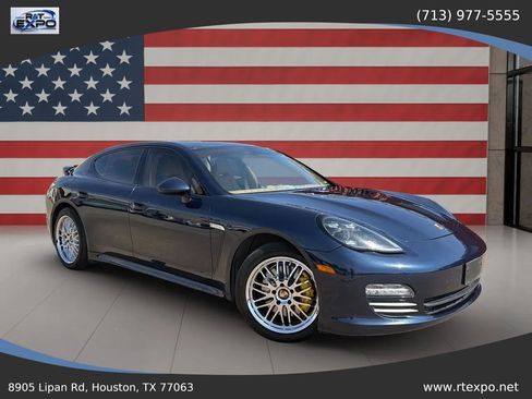 Used 2012 Porsche Panamera 4 image 1
