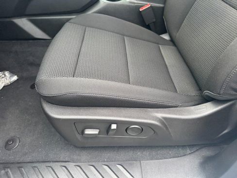 New 2025 Chevrolet Colorado LT image 8