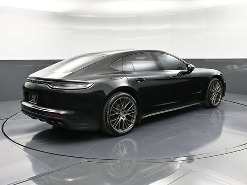 Used 2022 Porsche Panamera Platinum Edition RWD image 8