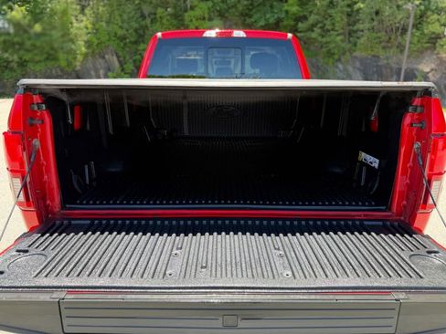 Used 2019 Ford F150 XLT w/ Equipment Group 302A Luxury AWD/4WD image 5
