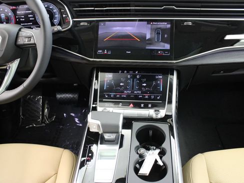 New 2026 Audi Q7 Premium Plus AWD/4WD image 23
