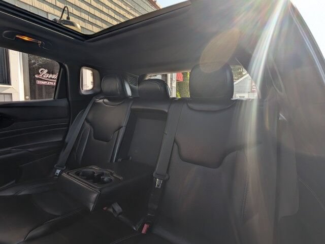 Used 2023 Jeep Compass High Altitude AWD/4WD image 24