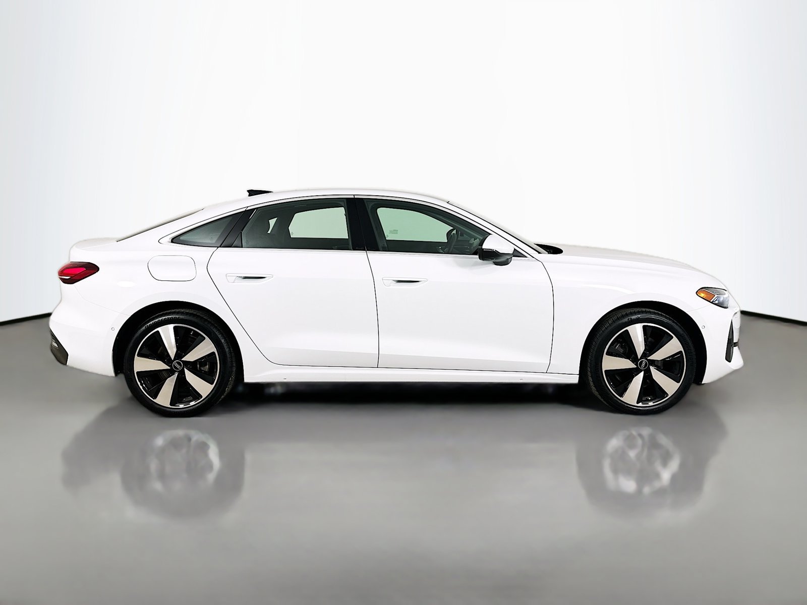 Used 2025 Audi A5 Premium Plus w/ Premium Plus AWD/4WD image 4