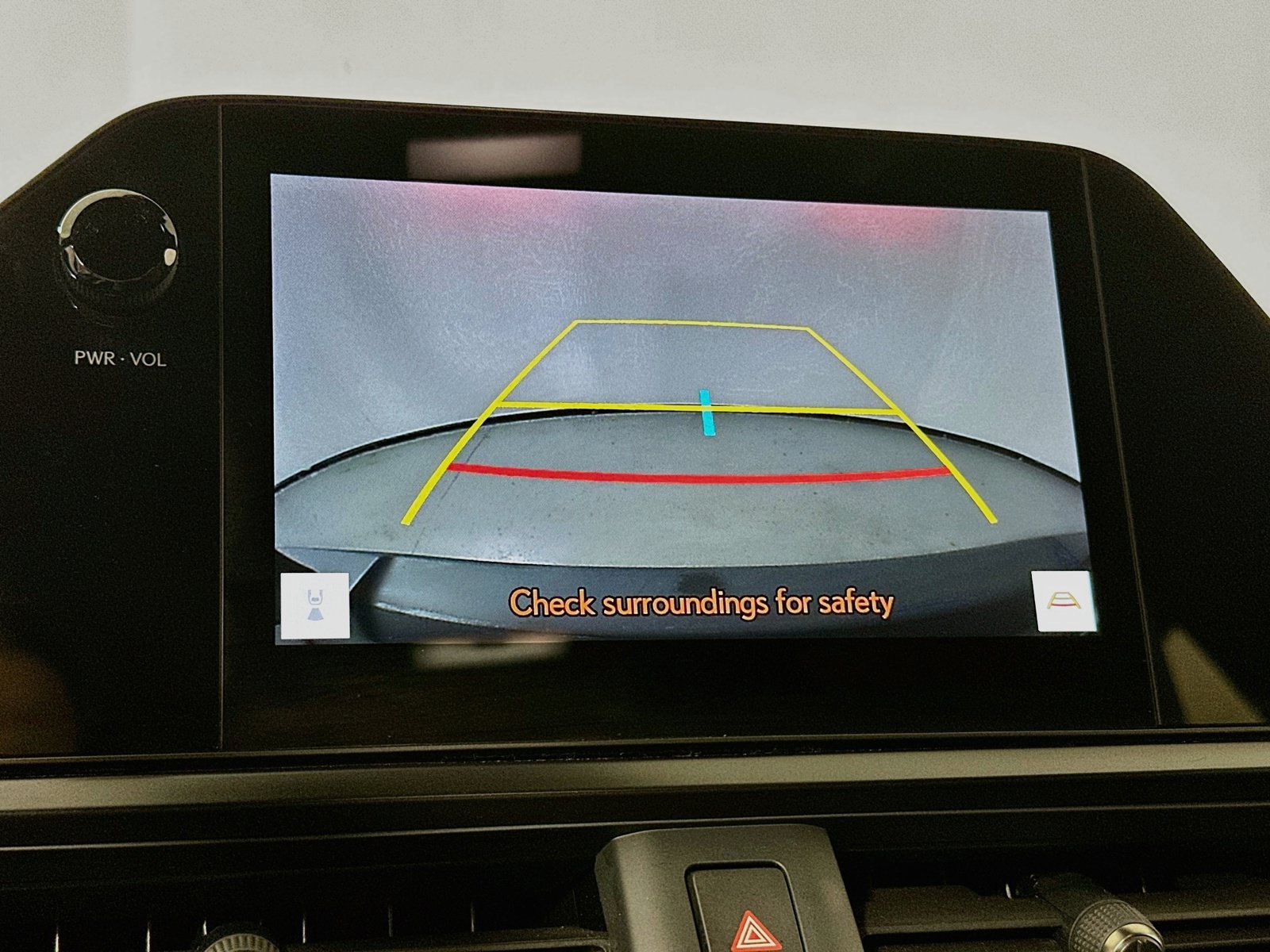 Used 2025 Lexus UX 300h FWD image 13