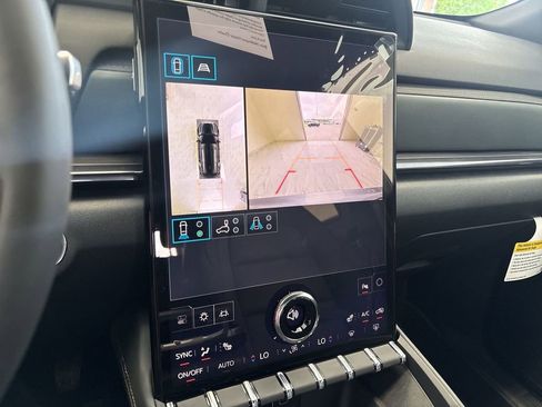 New 2026 GMC Terrain AT4 w/ Technology Package II AWD/4WD image 15