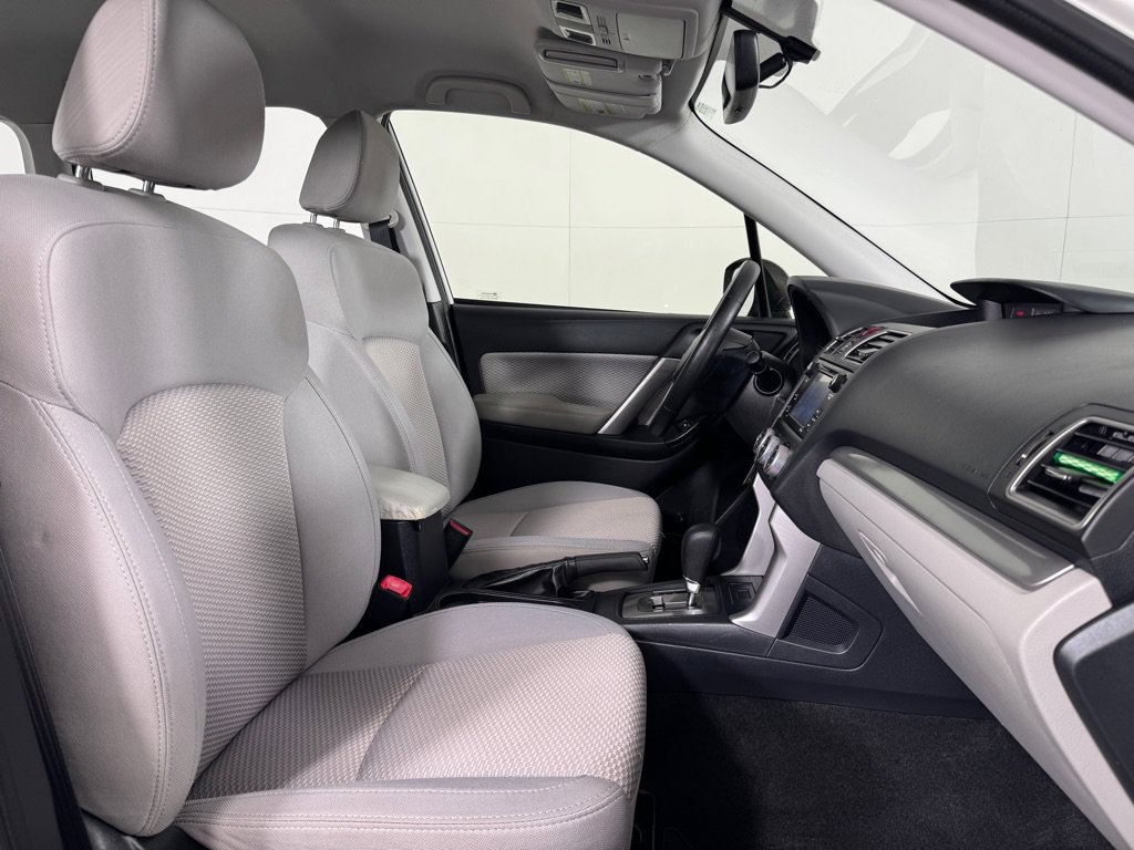 Used 2018 Subaru Forester 2.5i w/ Alloy Wheel Package AWD/4WD image 23