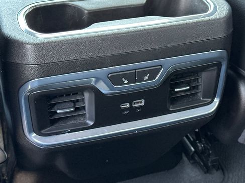 Used 2022 GMC Sierra 1500 Denali w/ Technology Package AWD/4WD image 15