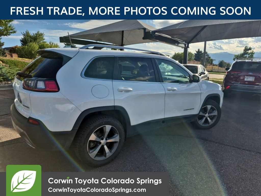 Used 2019 Jeep Cherokee Limited AWD/4WD image 6