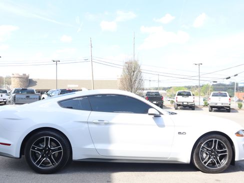 Used 2022 Ford Mustang GT Premium w/ Equipment Group 401A RWD image 6