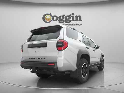 Used 2025 Toyota 4Runner TRD Off-Road Premium image 24