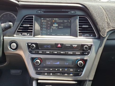 Used 2016 Hyundai Sonata Sport w/ Option Group 02 FWD image 9