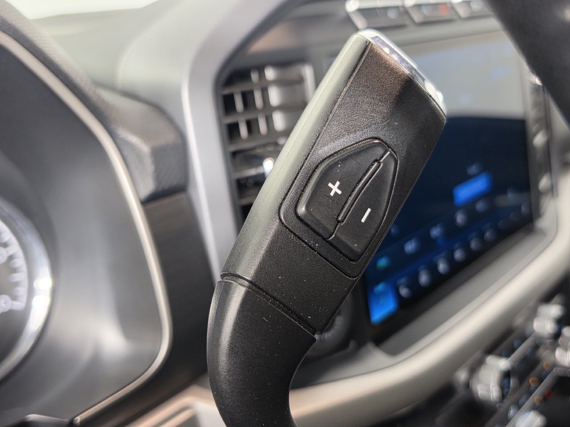 Used 2022 Ford F150 XLT w/ Equipment Group 302A High AWD/4WD image 12