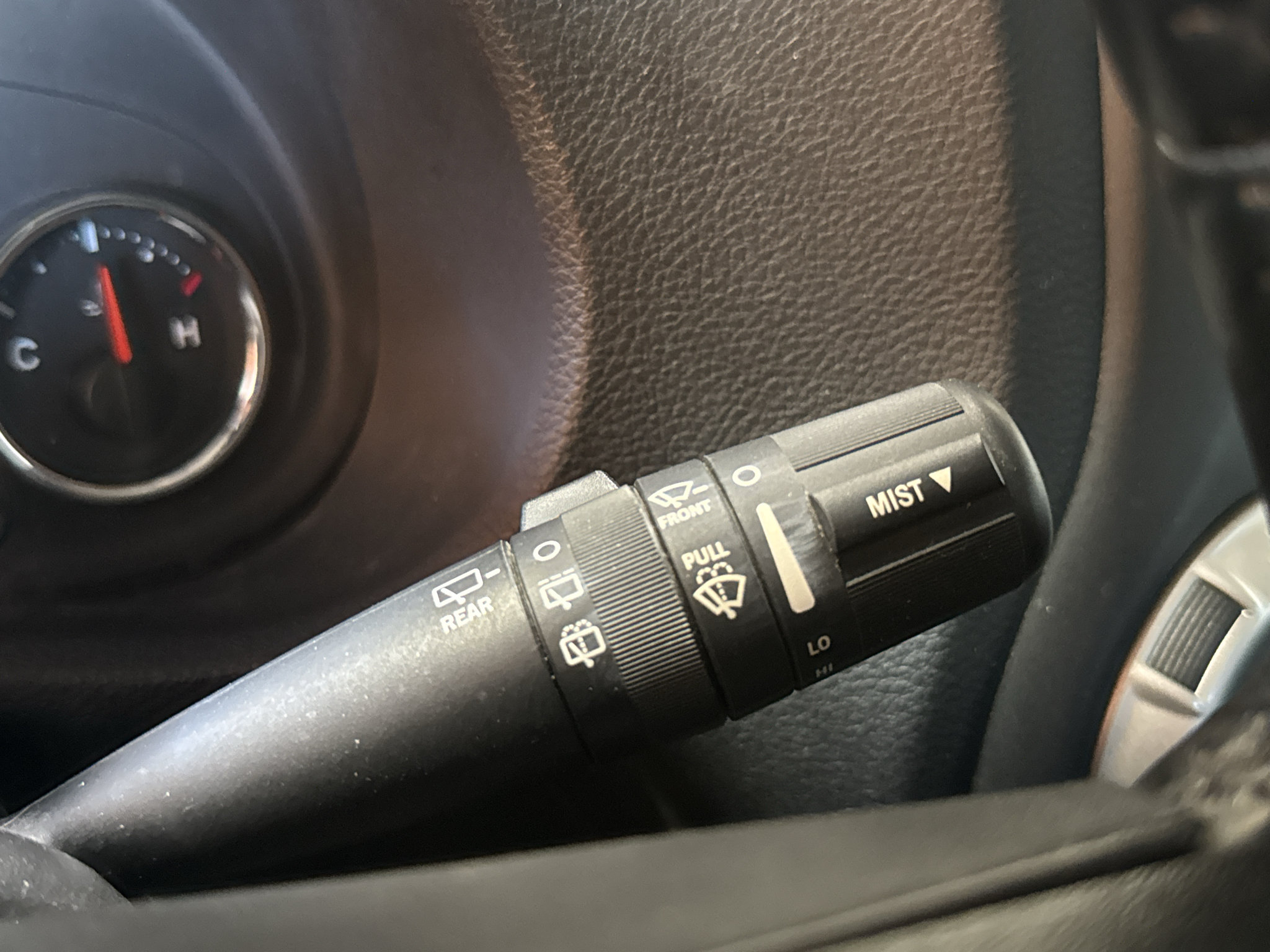 Used 2018 Jeep Wrangler Unlimited Sahara AWD/4WD image 22