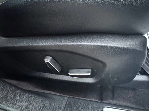 Used 2020 Ford Fusion Titanium image 39