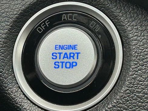 Used 2021 Hyundai Tucson Limited image 3