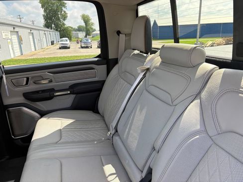 Used 2025 RAM 1500 Tungsten AWD/4WD image 18