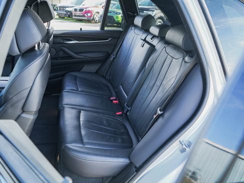 Used 2018 BMW X5 xDrive50i image 21