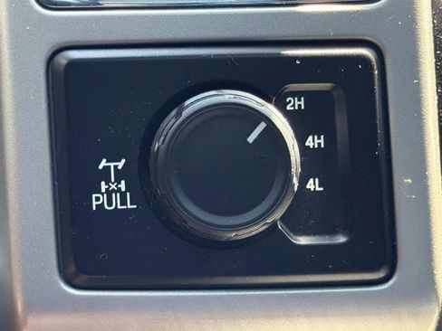 Used 2017 Ford F250 Lariat w/ Lariat Ultimate Package AWD/4WD image 21