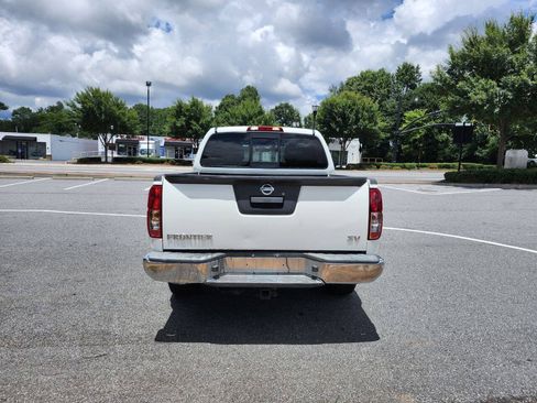 Used 2019 Nissan Frontier SV RWD image 14