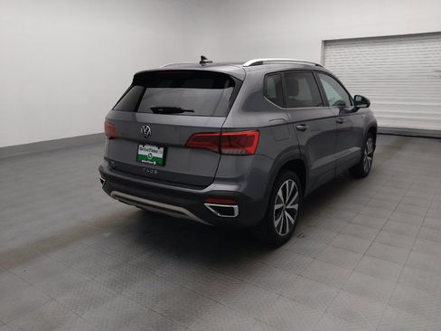Used 2022 Volkswagen Taos SE FWD image 9