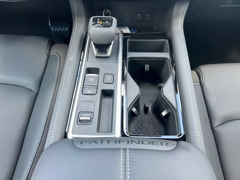 New 2026 Nissan Pathfinder SL w/ Cargo Package FWD image 12