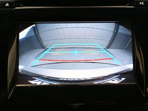 Used 2015 Toyota Camry SE image 21