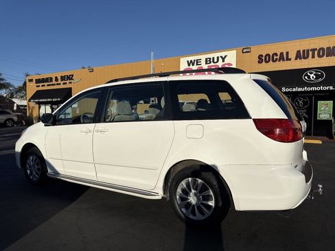 Used 2004 Toyota Sienna CE image 3