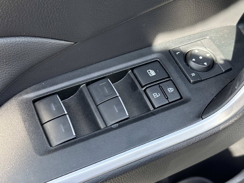 Used 2025 Toyota RAV4 XLE Premium FWD image 22
