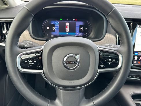Used 2025 Volvo S90 B6 Plus w/ Protection Package Premier AWD/4WD image 26