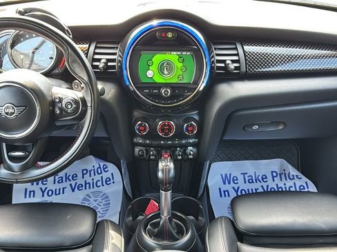 Used 2019 MINI Cooper S FWD image 26