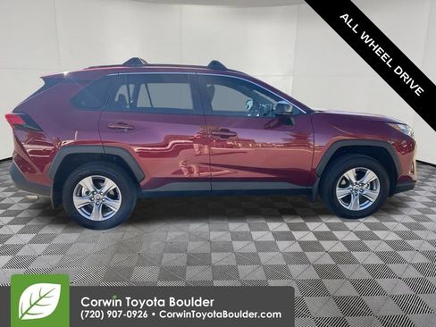 Used 2025 Toyota RAV4 LE AWD/4WD image 9