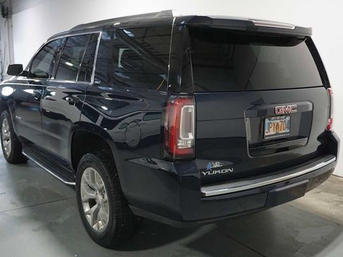 Used 2019 GMC Yukon SLT image 4
