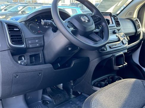 New 2024 RAM ProMaster 3500 w/ Quick Order Package 22G SLT image 15