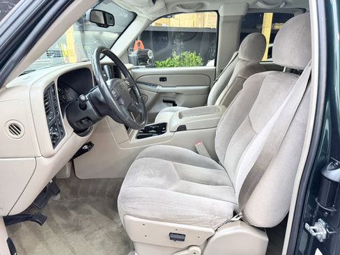 Used 2005 GMC Sierra 2500 SLT AWD/4WD image 10
