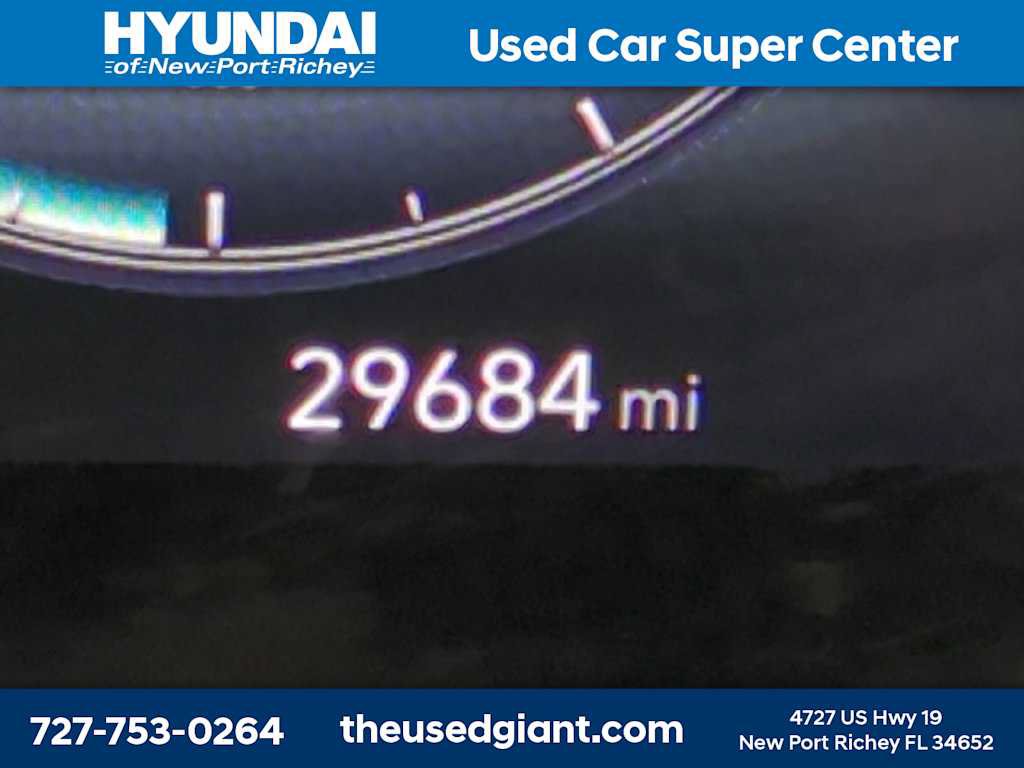 Used 2023 Hyundai Elantra Limited FWD image 30