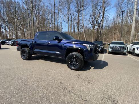 Used 2023 Toyota Tundra Platinum image 4