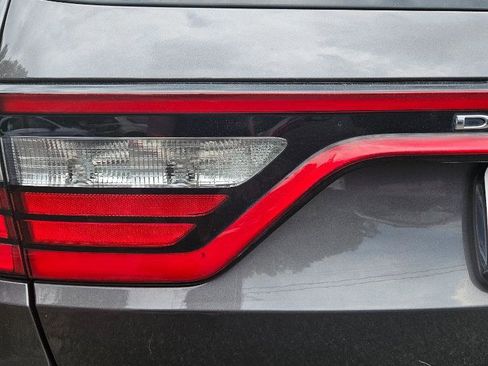 Used 2019 Dodge Durango GT image 40