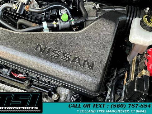 Used 2017 Nissan Rogue SV w/ SV Premium Package image 34