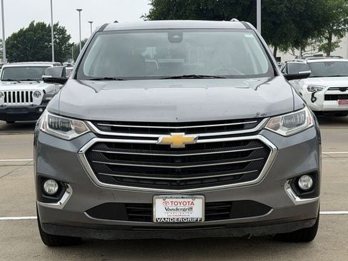 Used 2018 Chevrolet Traverse Premier w/ Driver Confidence II Package FWD image 8