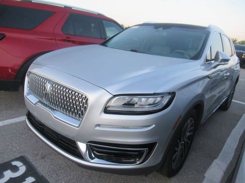 Used 2019 Lincoln Nautilus Reserve w/ Cargo Utility Package image 3