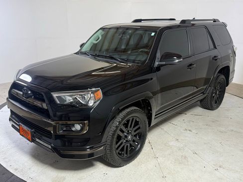 Used 2019 Toyota 4Runner Limited AWD/4WD image 3