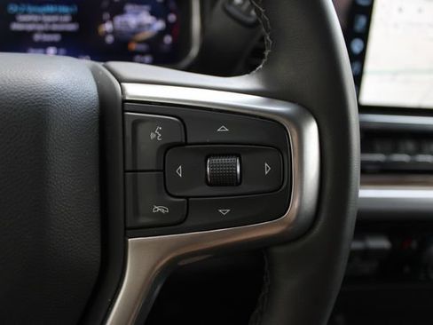 Used 2026 Chevrolet Silverado 3500 LT AWD/4WD image 9