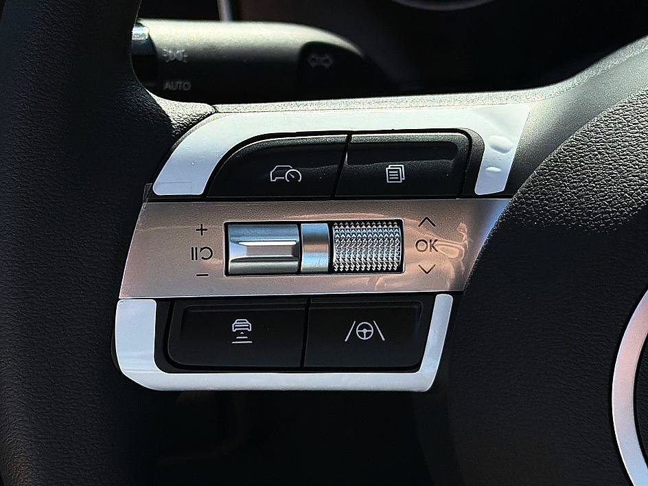 New 2026 Hyundai Tucson SEL Plus FWD image 11