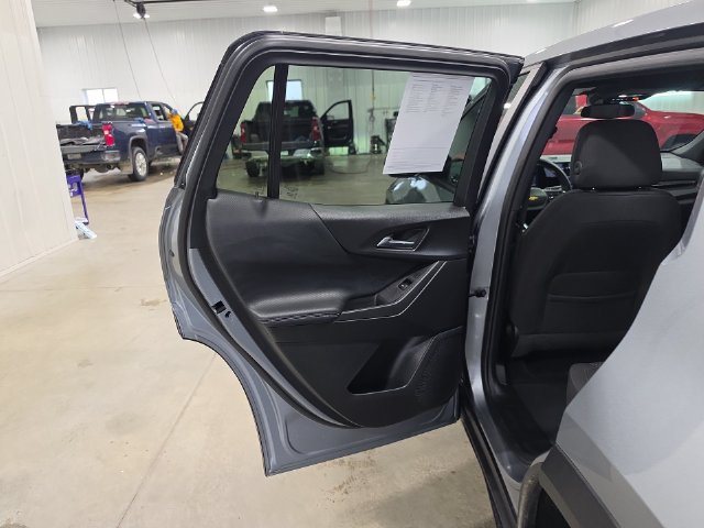 Used 2026 Chevrolet Equinox LT AWD/4WD image 24