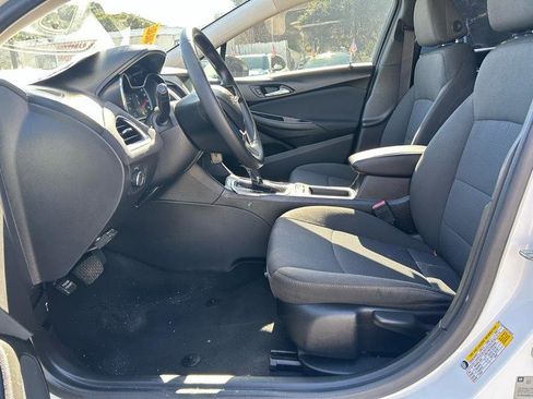 Used 2017 Chevrolet Cruze LS image 6