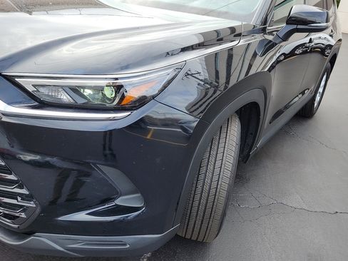 Certified 2025 Toyota Grand Highlander AWD image 10