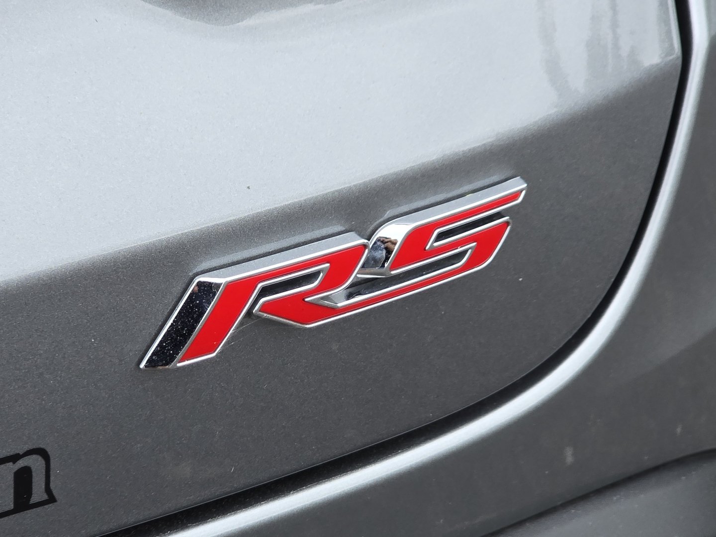 Certified 2024 Chevrolet Trax RS w/ Sunroof Package FWD image 15